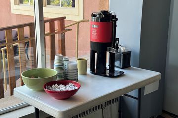 Coffee service