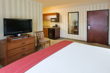 Room 32 of 54