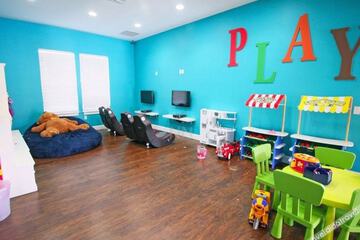 儿童游乐场／儿童俱乐部