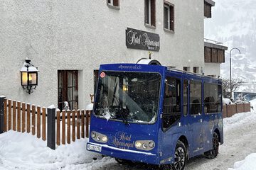 Train station shuttle