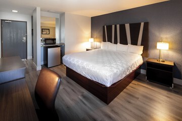 Room 33 of 37