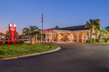 Best Western Plus Santee Inn