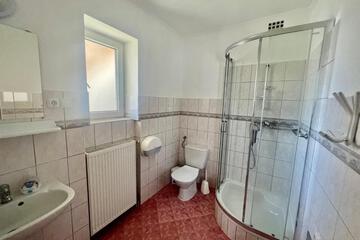 Photo 34