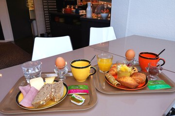 Breakfast meal