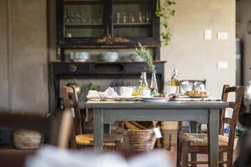 Breakfast area