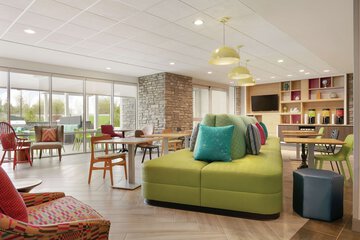 Hotel Interior 10 of 40