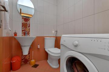 Photo 33