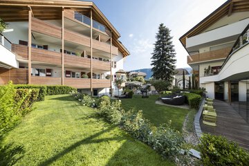 Sundeck