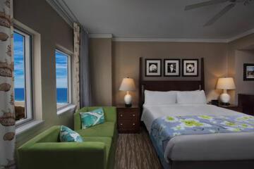 Two-Bedroom Villa with Balcony and Ocean View - Hearing Accessible