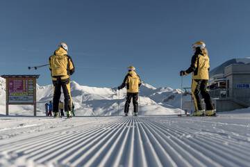 Snow and ski sports