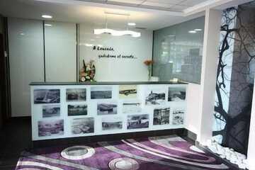 Concierge desk