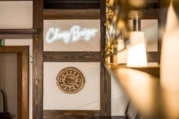 Photo 33