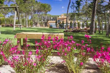 Children's play area - outdoor