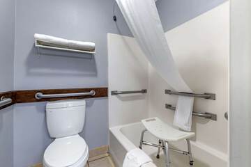 Room 14 of 23