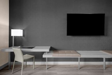 Room 15 of 26