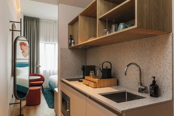 Private kitchenette