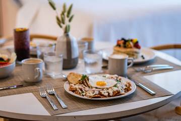 Room service - dining