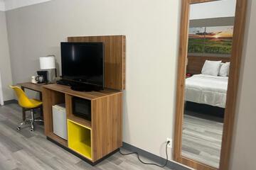 Photo 6