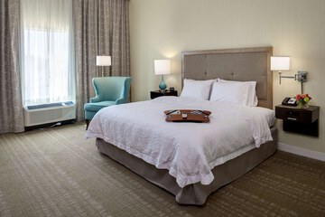 Room 15 of 32