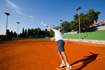 Tennis court
