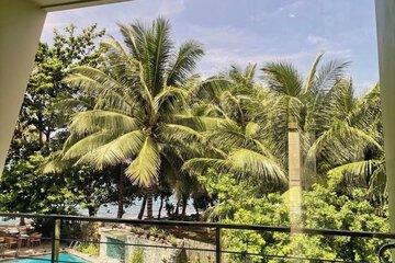 Beach/ocean view