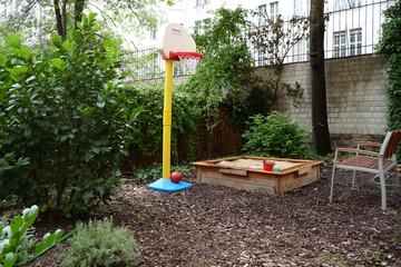 Children's play area - outdoor