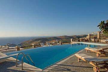 Infinity pool