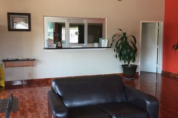 Check-in/check-out kiosk