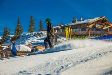 Snow and ski sports