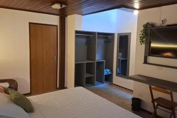 Photo 48