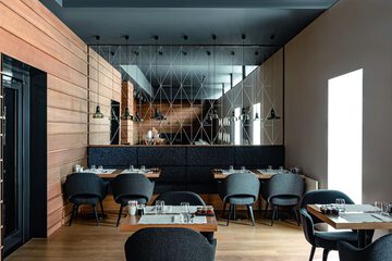 Food court