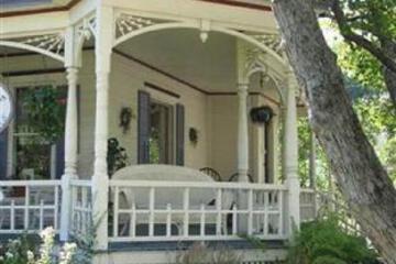 Rose Arbour Bed & Breakfast