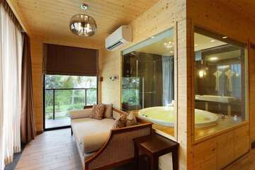 Room amenity