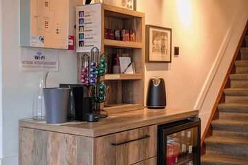 Coffee shop