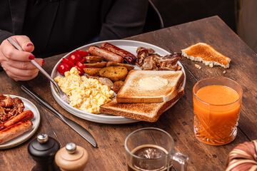 Breakfast area