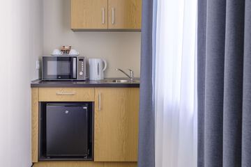 Private kitchenette