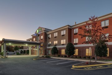Hotel 2 of 49