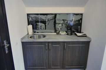Photo 52