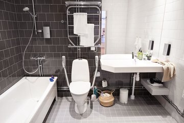 Bathroom amenities
