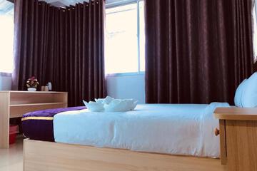 Photo 36