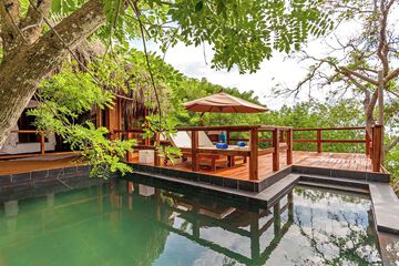 Private pool