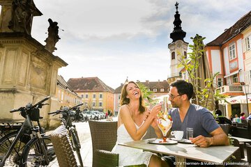 Couples dining