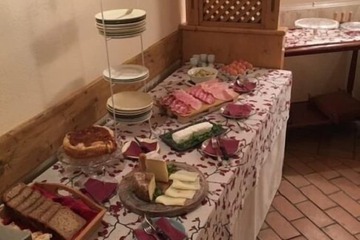 Breakfast buffet