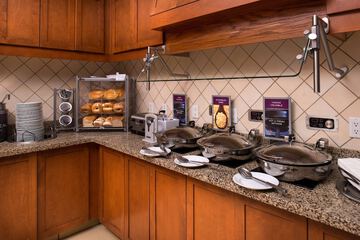 Breakfast/Coffee Service 36 of 45