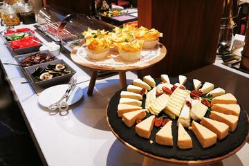 Breakfast buffet