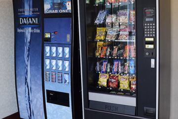 Vending machine