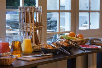 Breakfast area