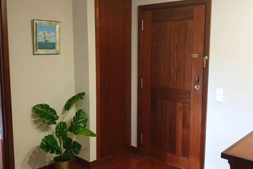 hotel_rooms