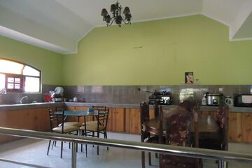 Food court