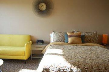  Stone Lion Inn 6